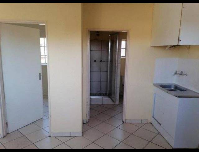 1 BEDROOM APARTMENT FOR SALE IN RANDFONTEIN CENTRAL